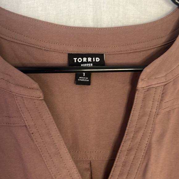 Torrid Pink Relaxed Mandarin Collar Blouse - Picture 3 of 6